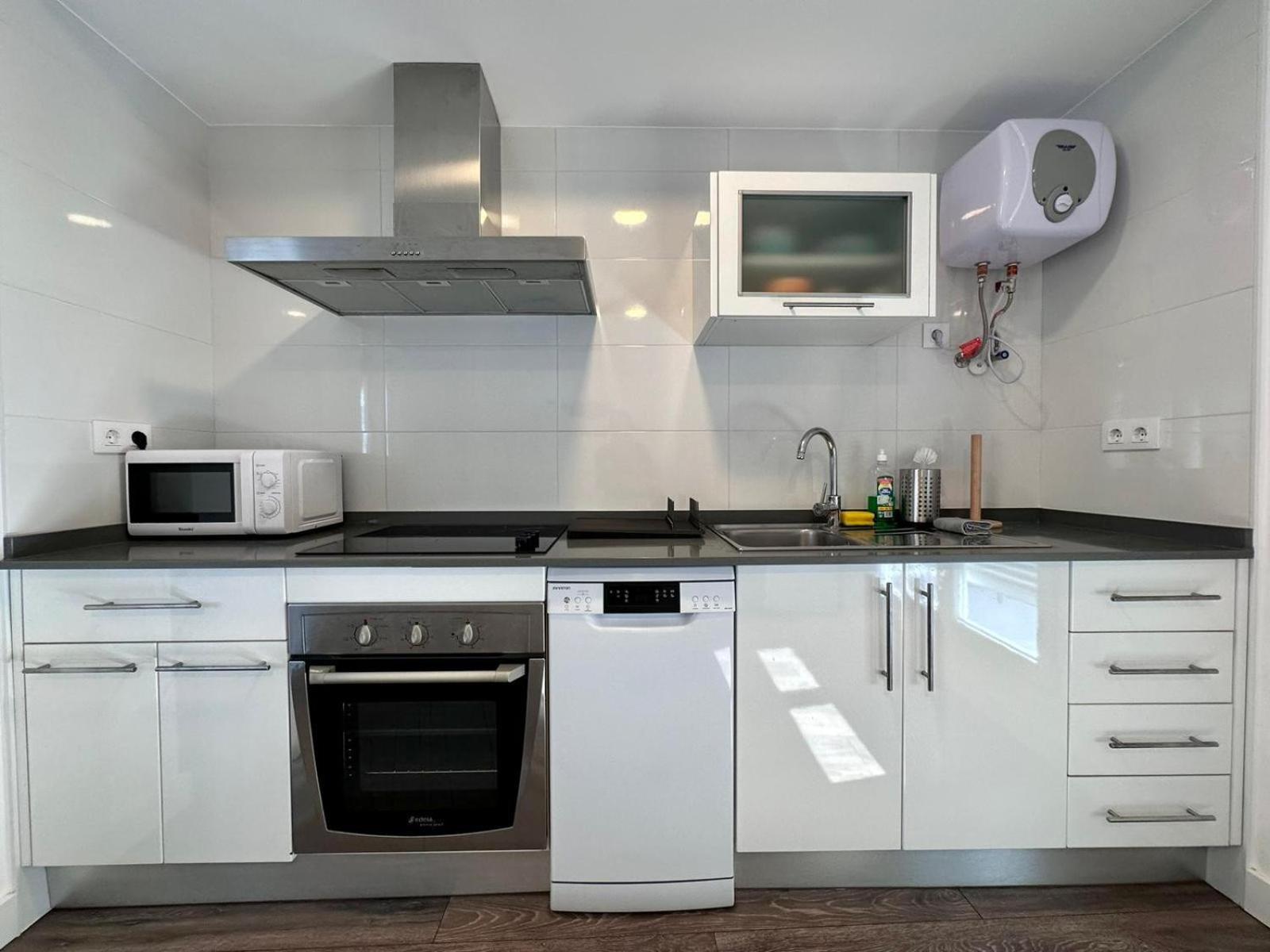 Apartamentos La Muralla Grupo Ac Gestion カディス エクステリア 写真